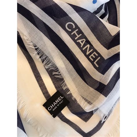 womens chanel scarf